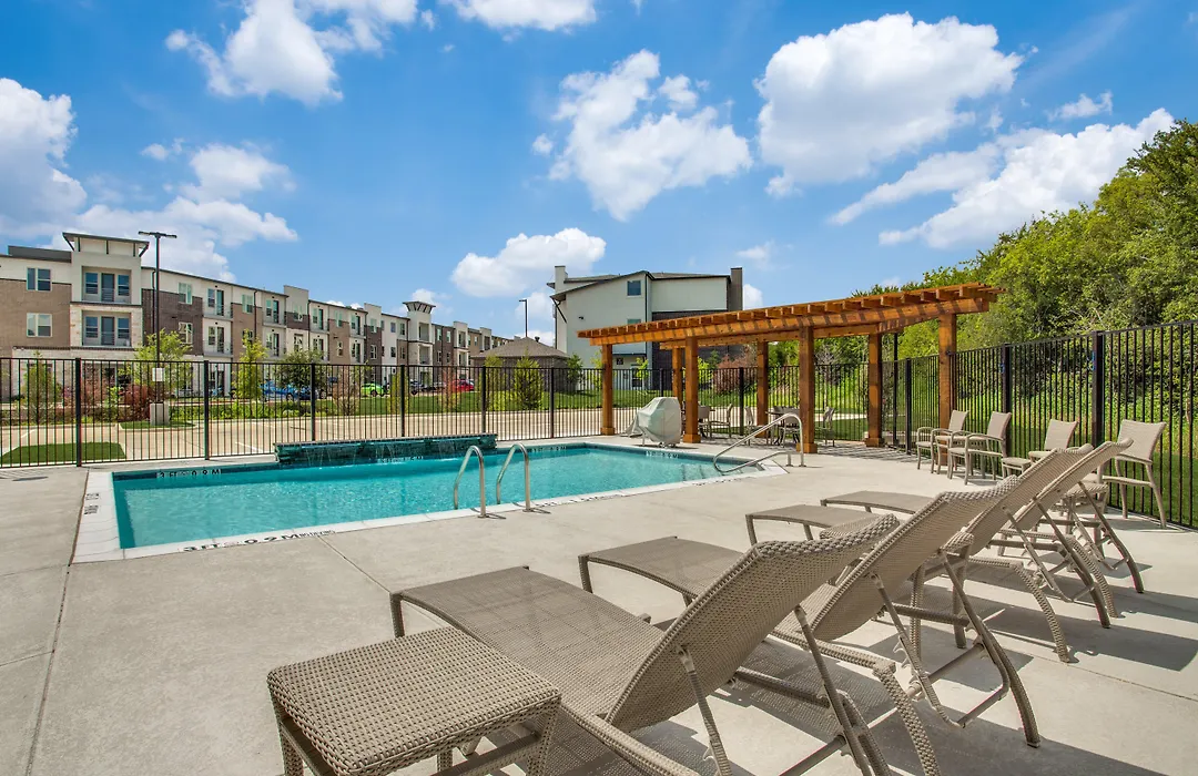 Hilton Garden Inn Denton-1