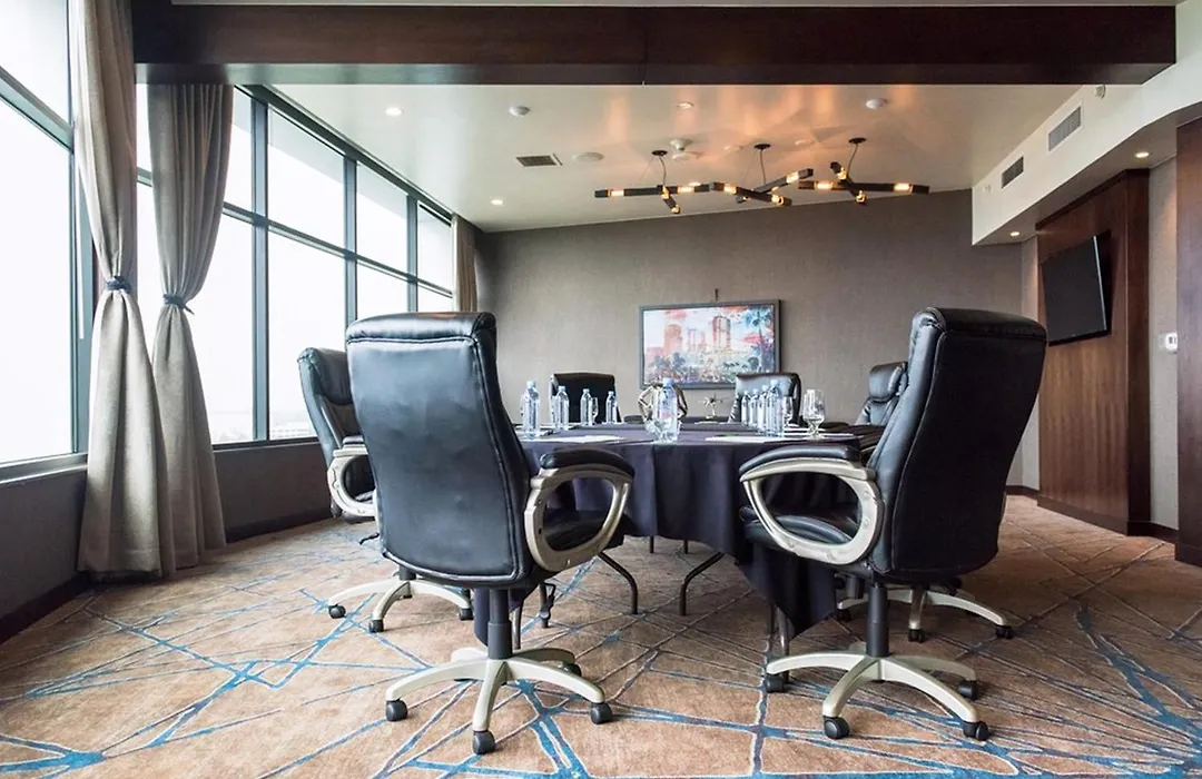 Holiday Inn Long Beach - Airport By Ihg-1