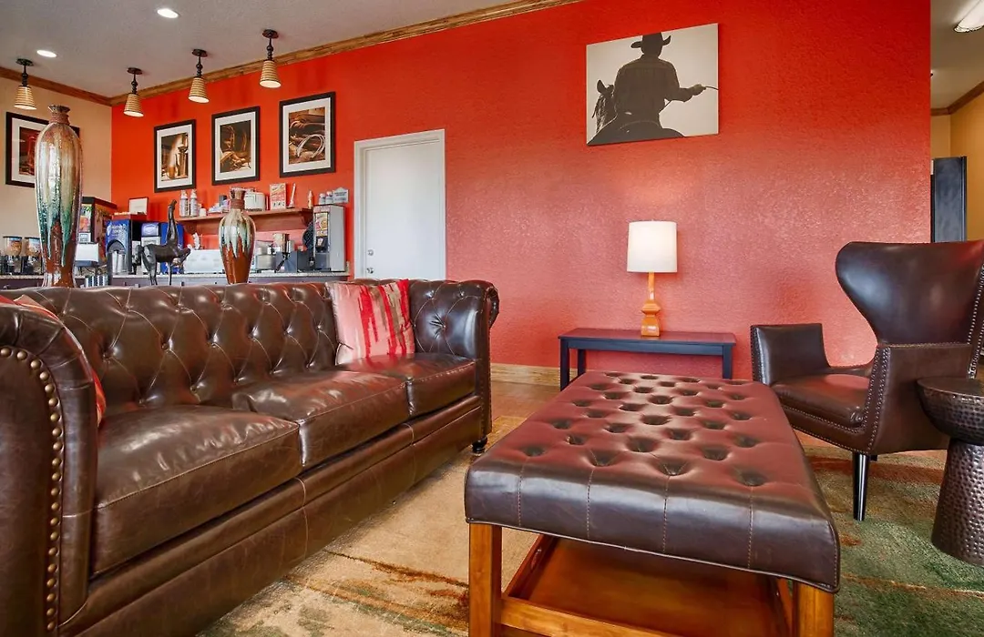 Surestay Hotel By Best Western Floresville-1
