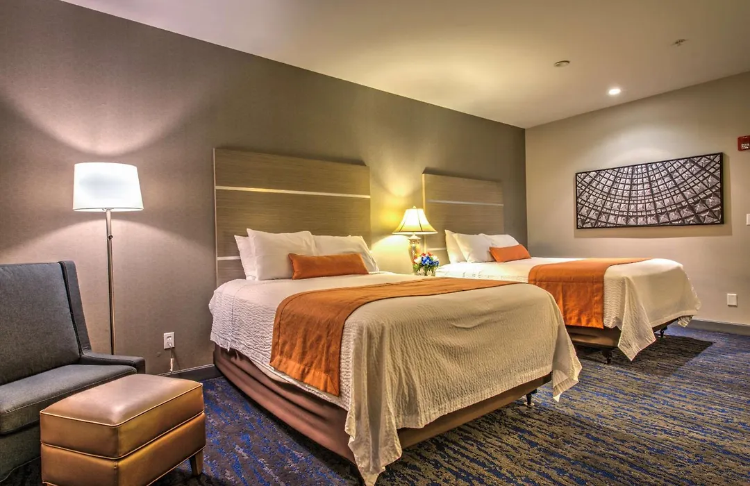 Best Western Plus Media Center Inn&Suites-1