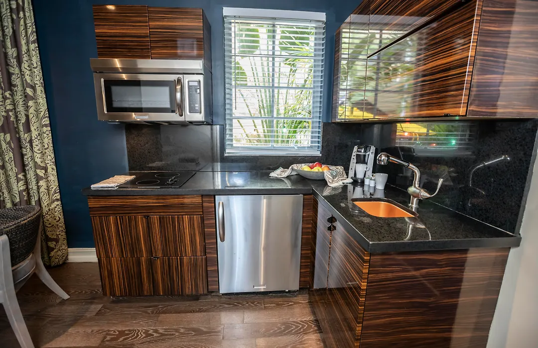Riviera Suites-1