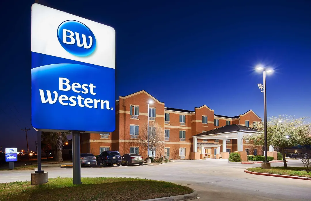 Best Western Lockhart Hotel & Suites-1