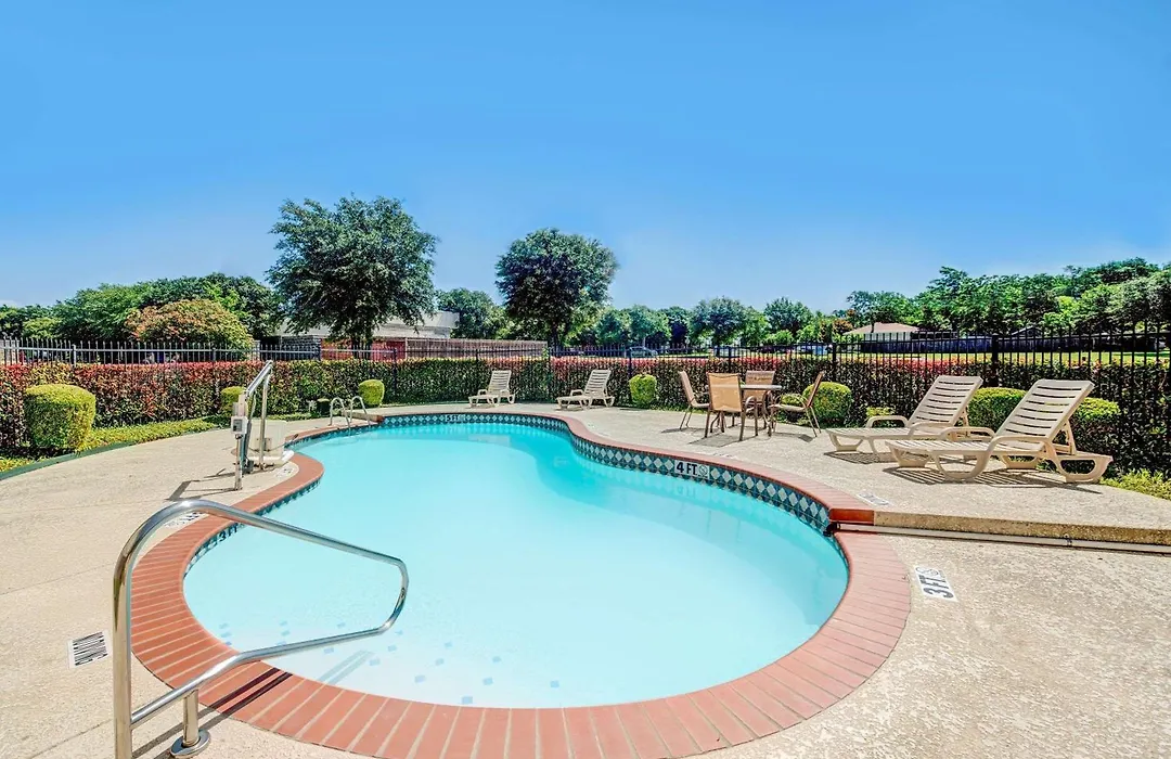 Super 8 By Wyndham Mckinney/Plano Area-1