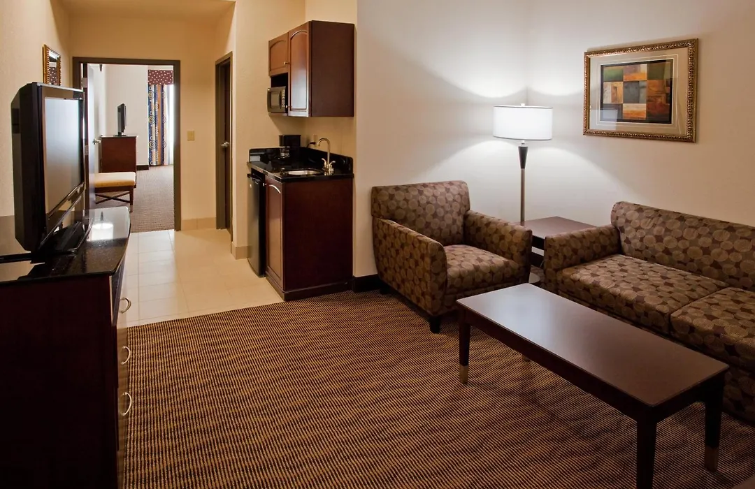 Holiday Inn Express & Suites Austin South-Buda By Ihg-1