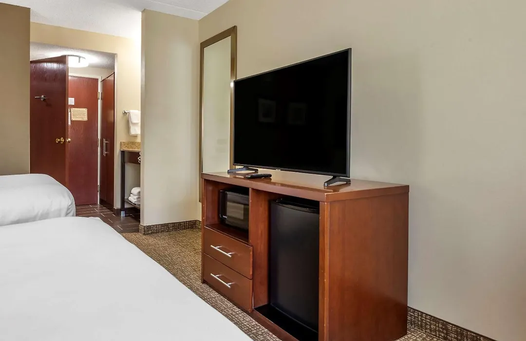 Comfort Inn Meadowlands-1