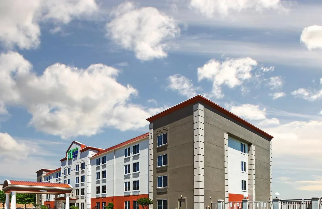 Holiday Inn Express Hotel & Suites Dallas Lewisville By Ihg-1