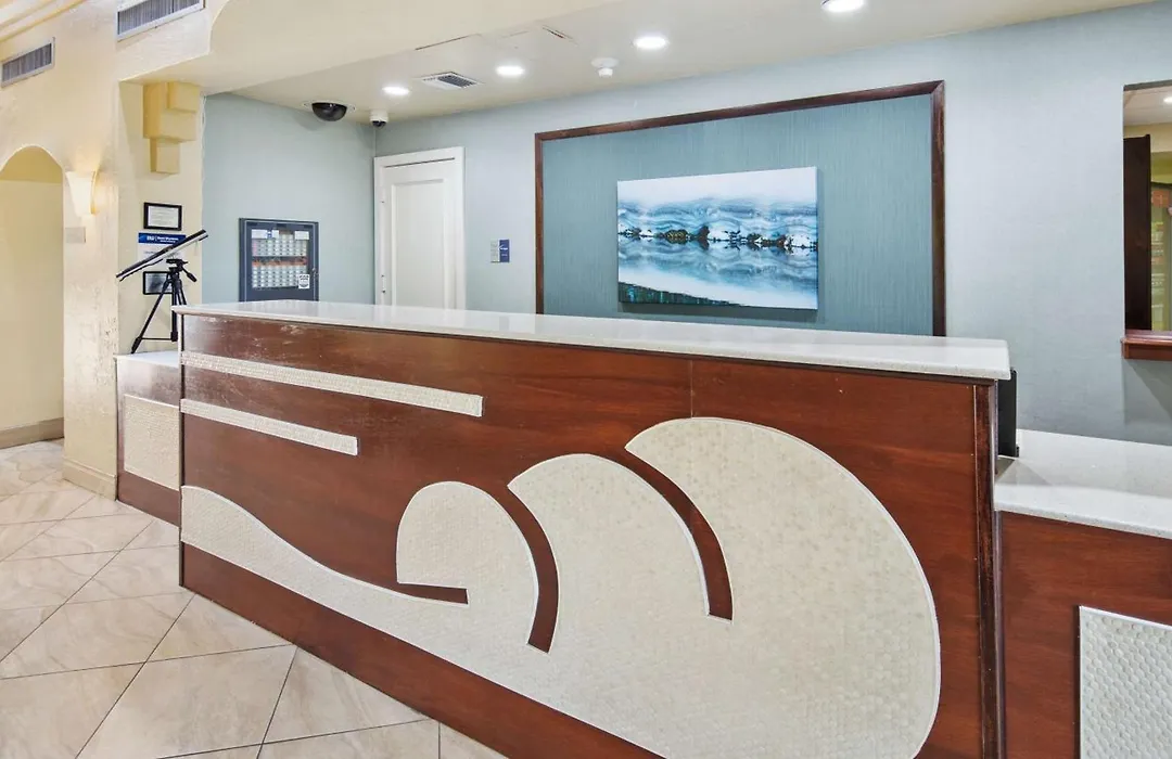 Best Western Plus Deerfield Beach Hotel & Suites-1