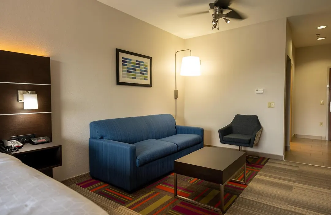 Holiday Inn Express & Suites Deer Park By Ihg-1
