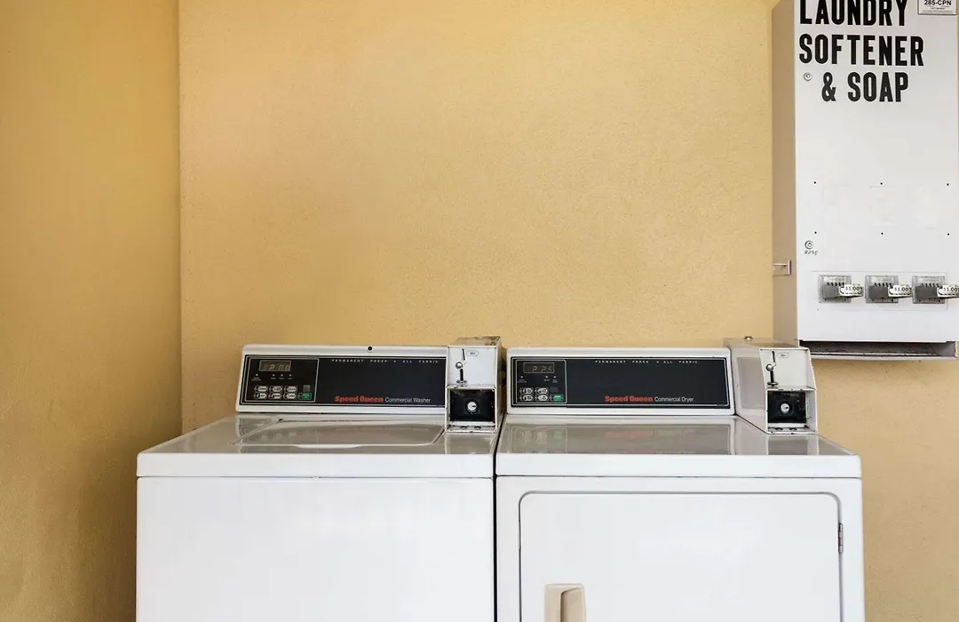 Super 8 By Wyndham Ormond Beach-1