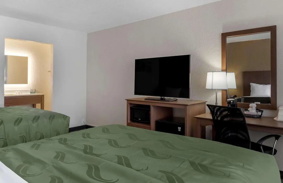 Quality Inn Saint Petersburg North-Tampa Bay-1