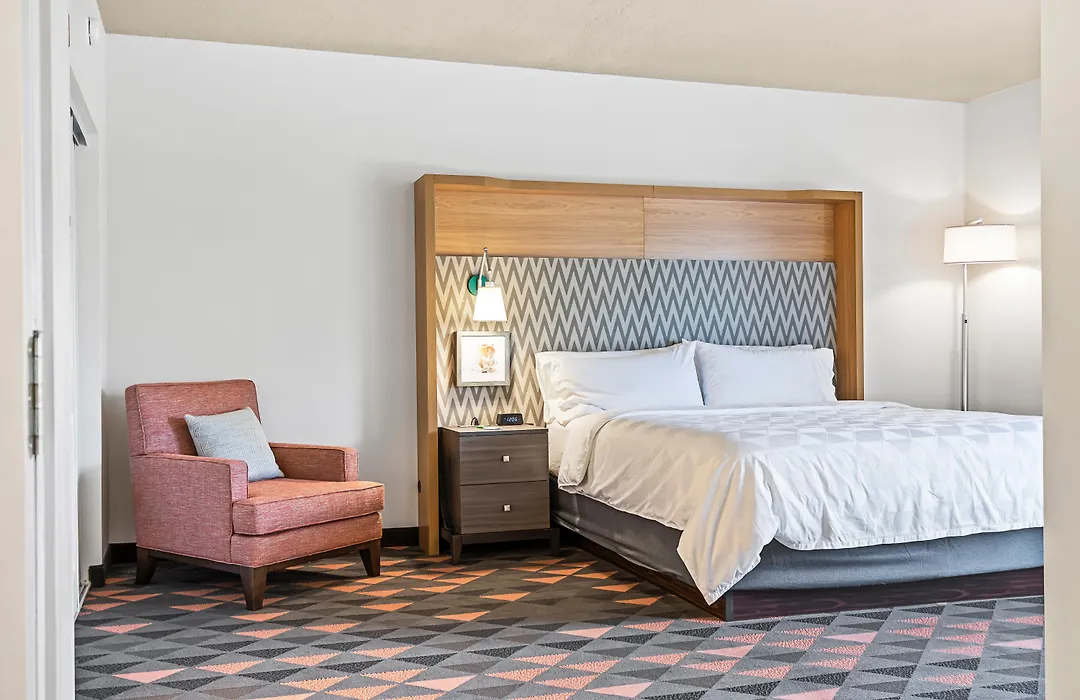Holiday Inn - St. Petersburg West By Ihg-1