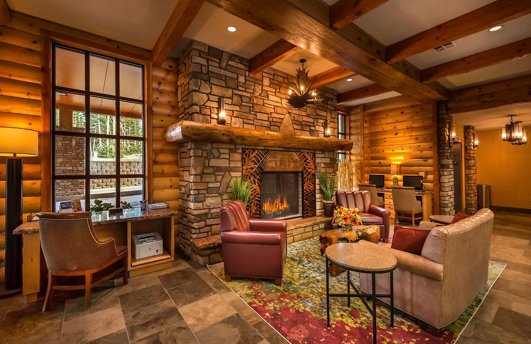 Best Western Plus Green Mill Village Hotel & Suites-1