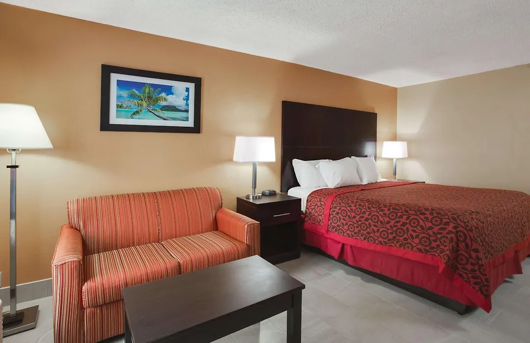 Days Inn By Wyndham Sarasota Bay-1