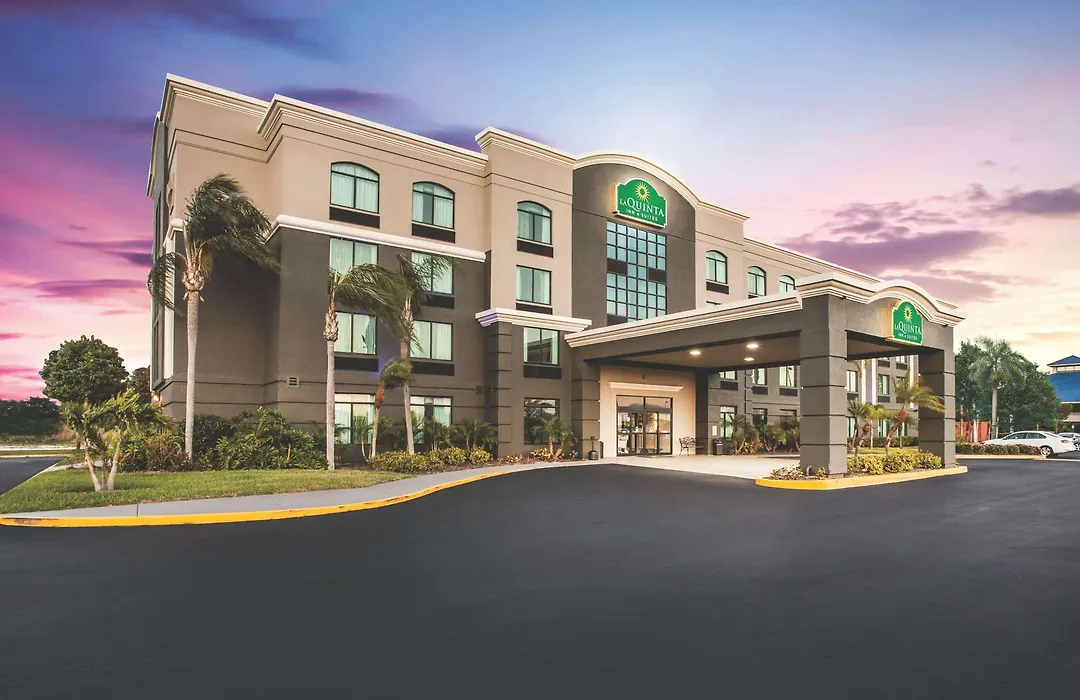 Comfort Inn & Suites Clearwater South-1