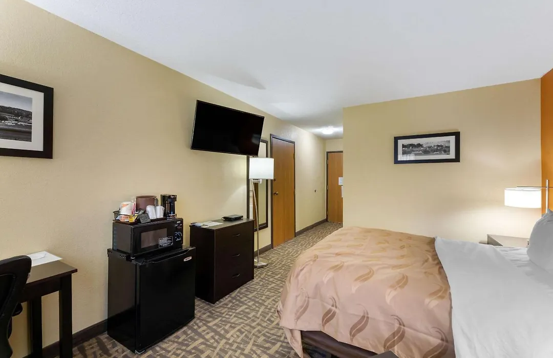 Quality Inn Wooster-1