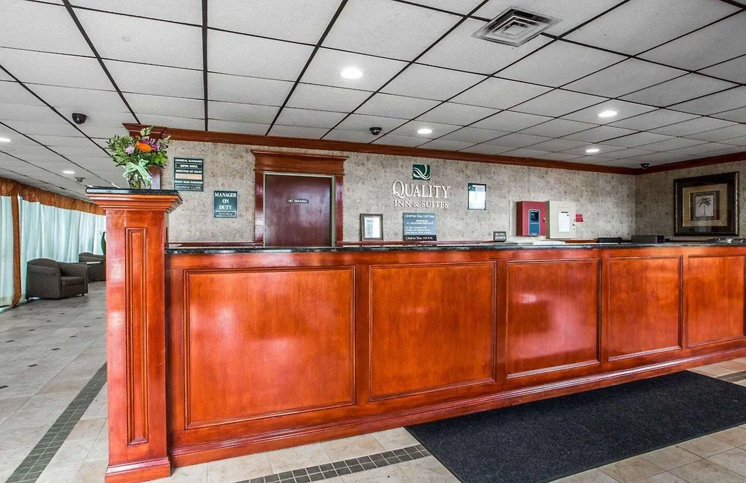 Quality Inn And Suites Kingston-1