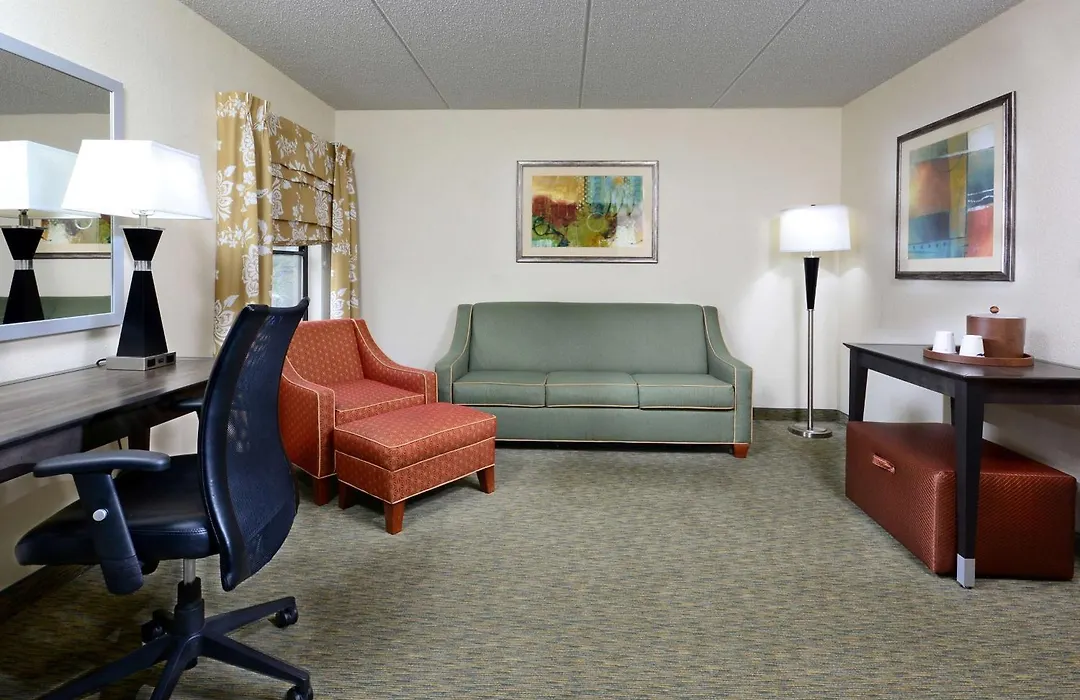 Hampton Inn Raleigh/Town Of Wake Forest-1