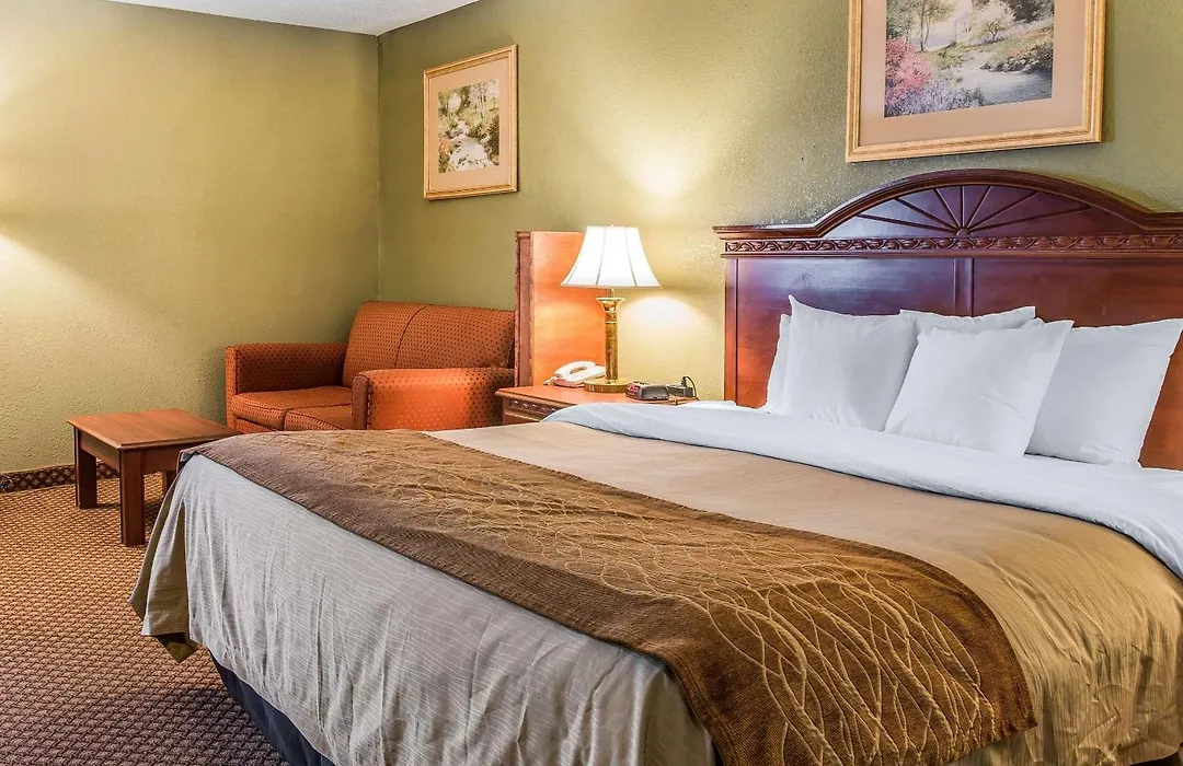 Quality Inn & Suites Ann Arbor Hwy 23-1