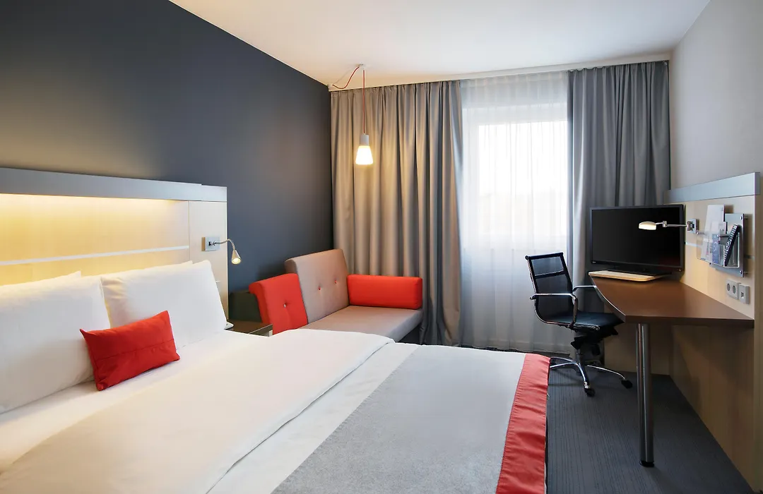 Holiday Inn Express Frankfurt Messe By Ihg-1