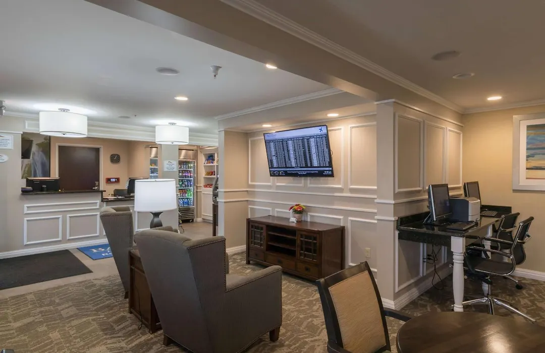 Baymont By Wyndham Detroit Airport/Romulus-1