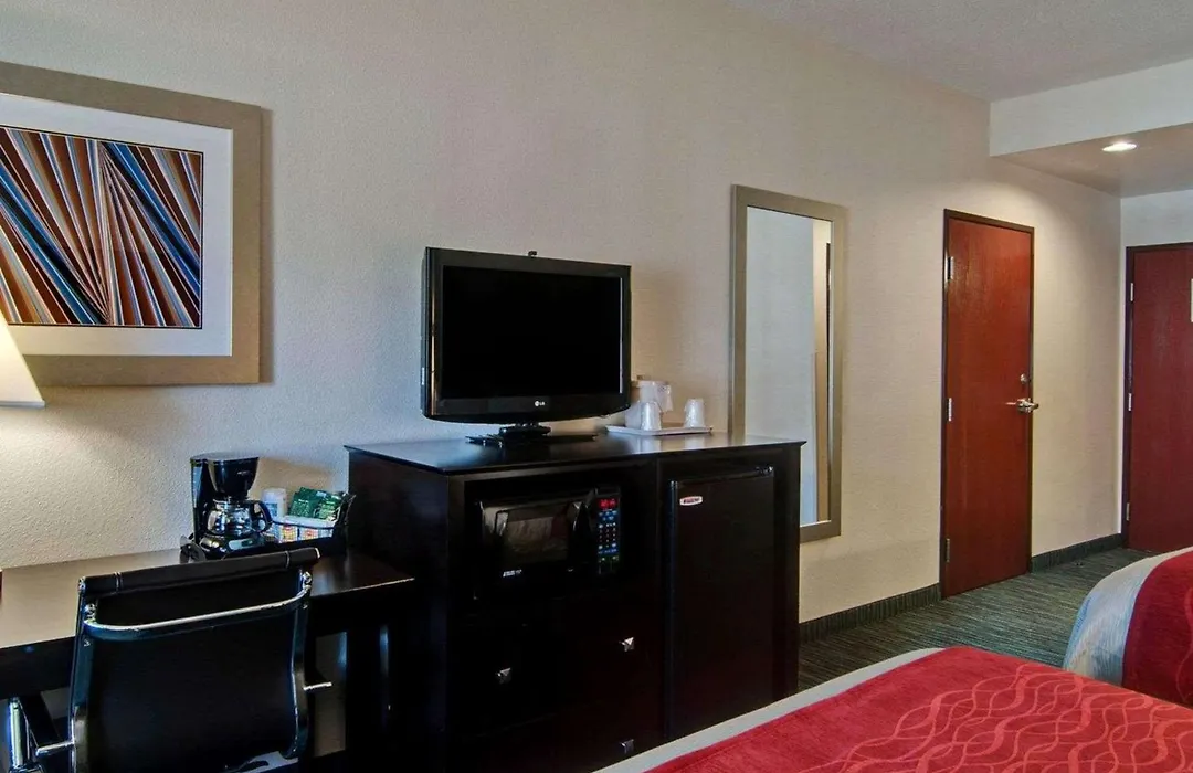 Comfort Inn Mount Airy-1