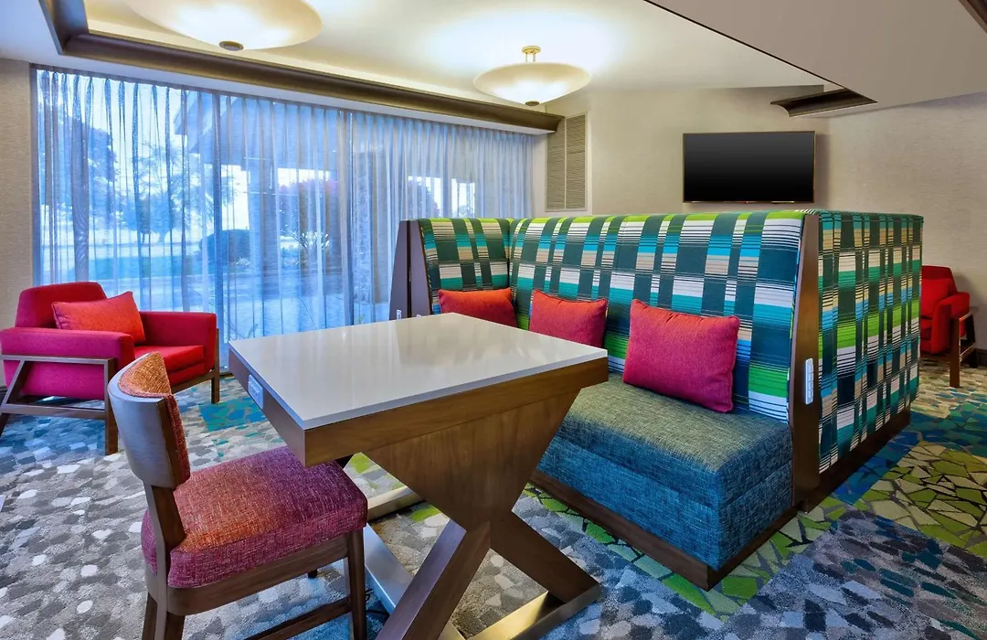 Hampton Inn Traverse City-1