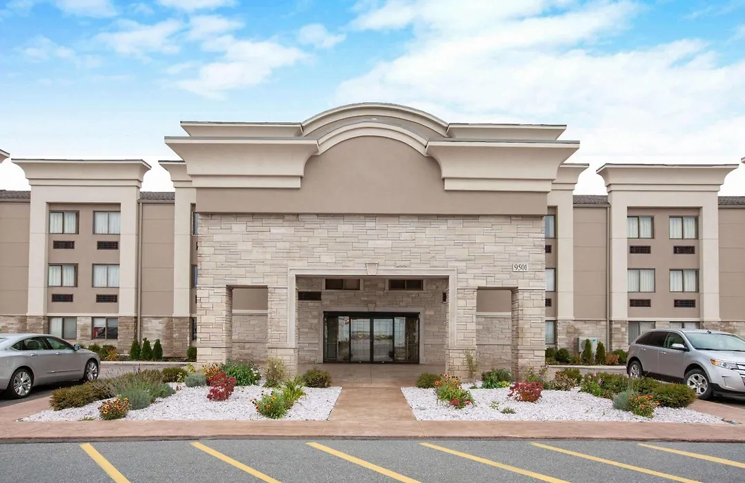 Wingate By Wyndham Detroit Metro Airport-1