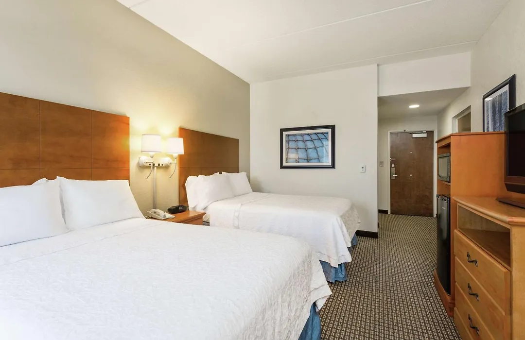 Hampton Inn Morehead City-1