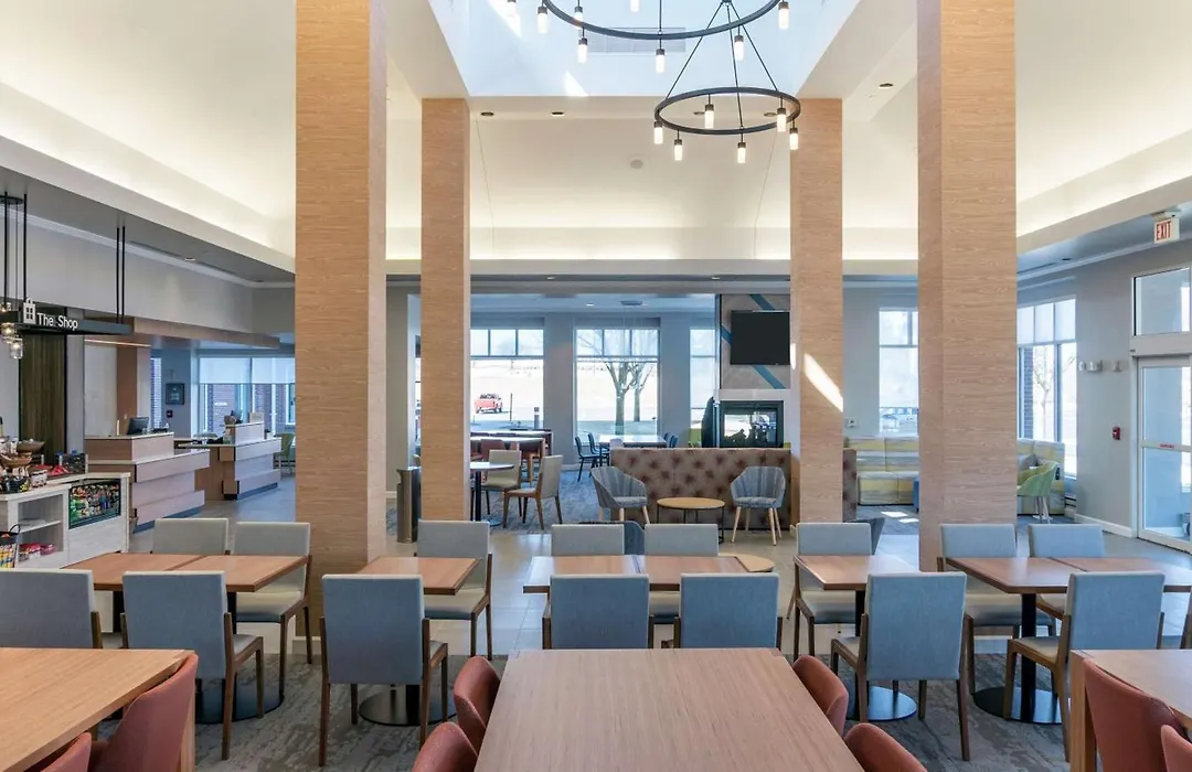 Hilton Garden Inn Plymouth-1