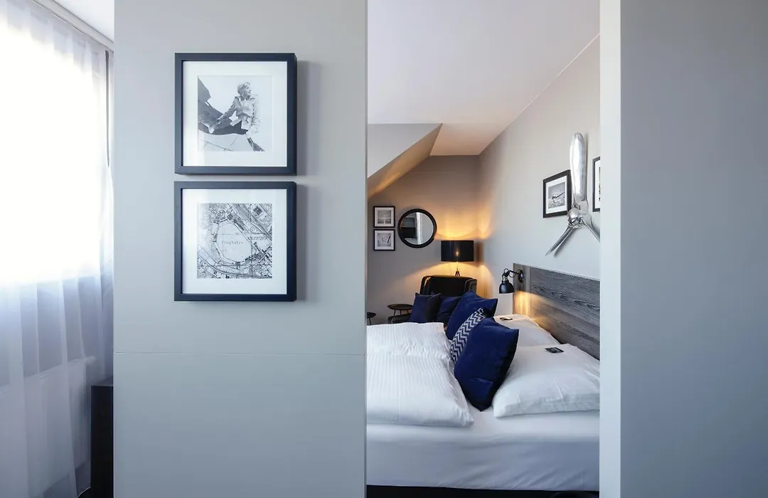 Airporthotel Berlin-Adlershof-1