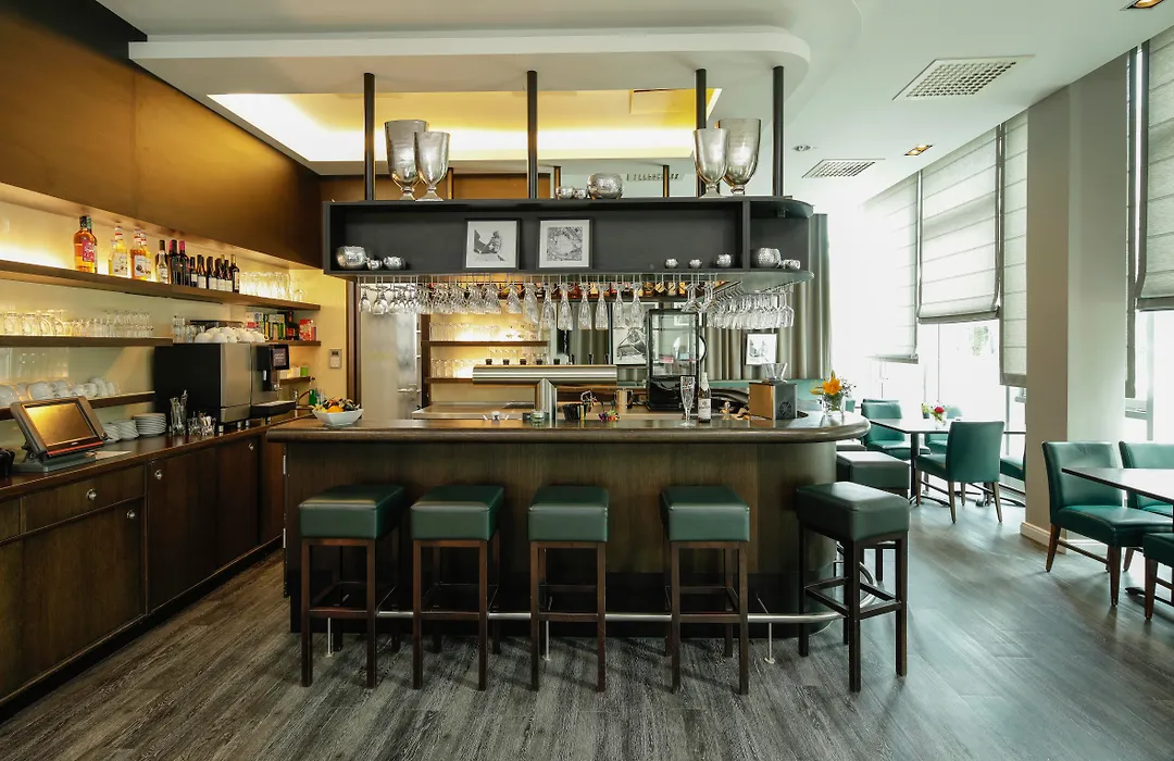 Airporthotel Berlin-Adlershof-1