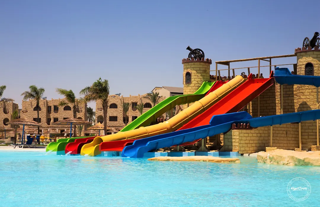 Royal Lagoons Resort&Aqua Park Families&Couples Only-1