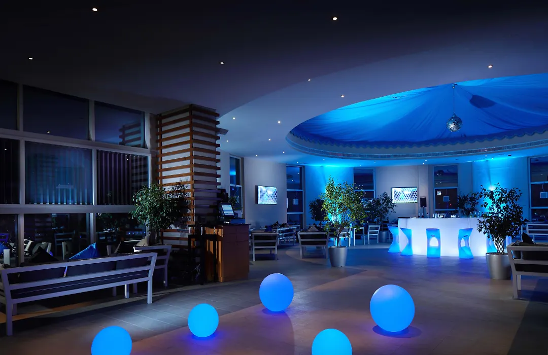 Grand Millennium Al Wahda Hotel And Executive Apartments Abu Dhabi-1