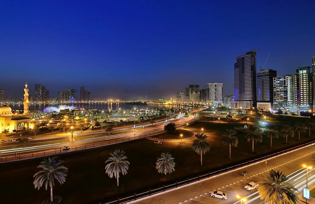 Al Majaz Premiere Hotel Apartments-1