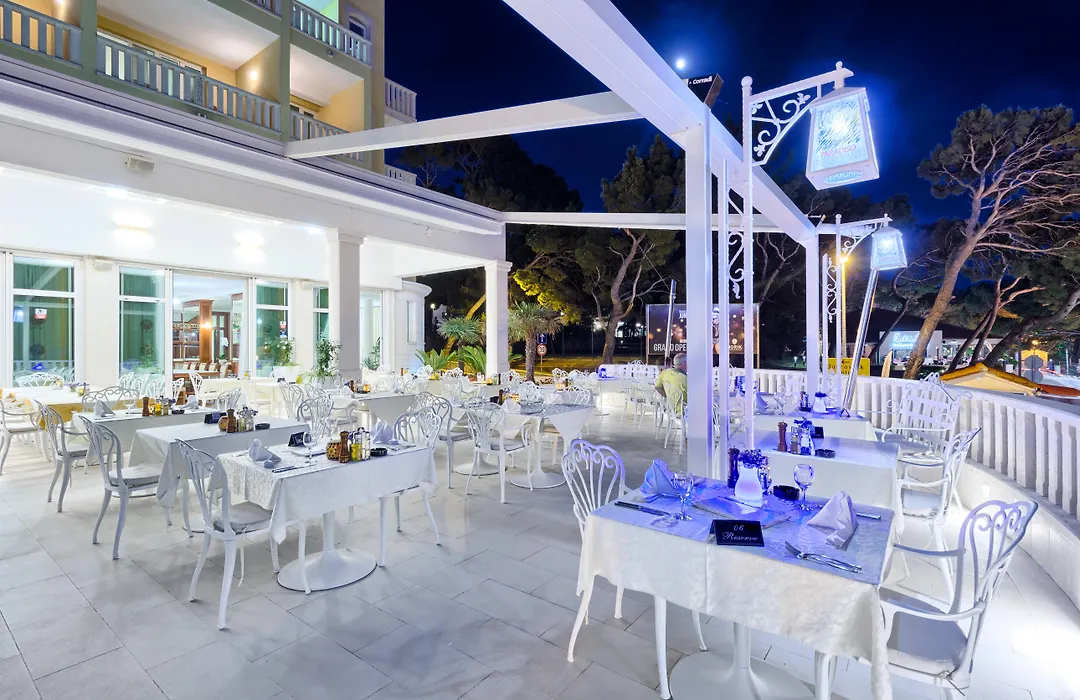 Hotel Villa Bacchus-1