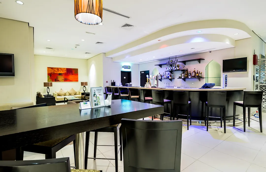 Holiday Inn Express Dubai Internet City By Ihg-1