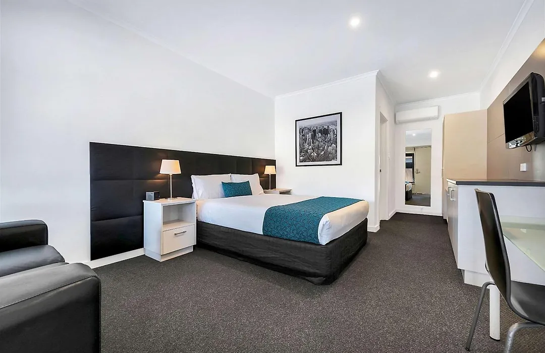 Comfort Inn & Suites Manhattan-1