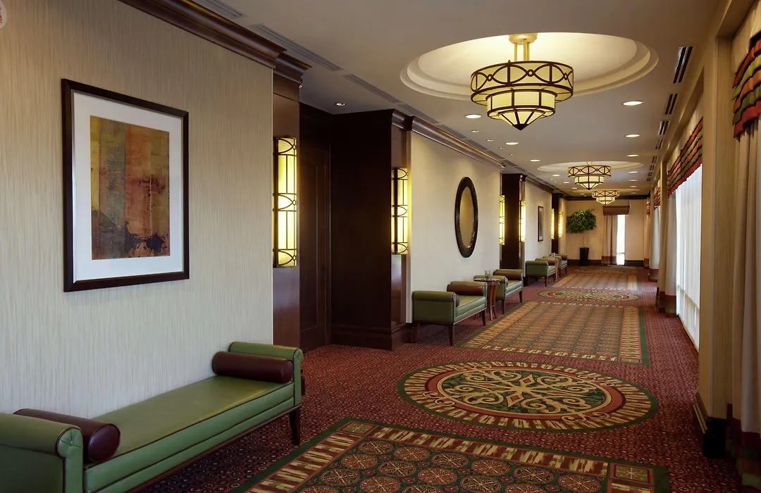 Hilton Garden Inn Toronto Airport-1