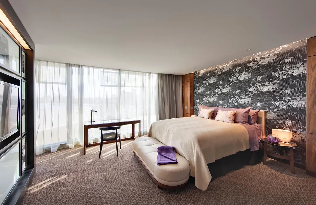 The Darling At The Star-1