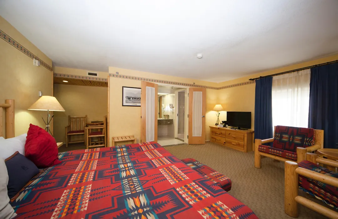 Brewster Mountain Lodge-1
