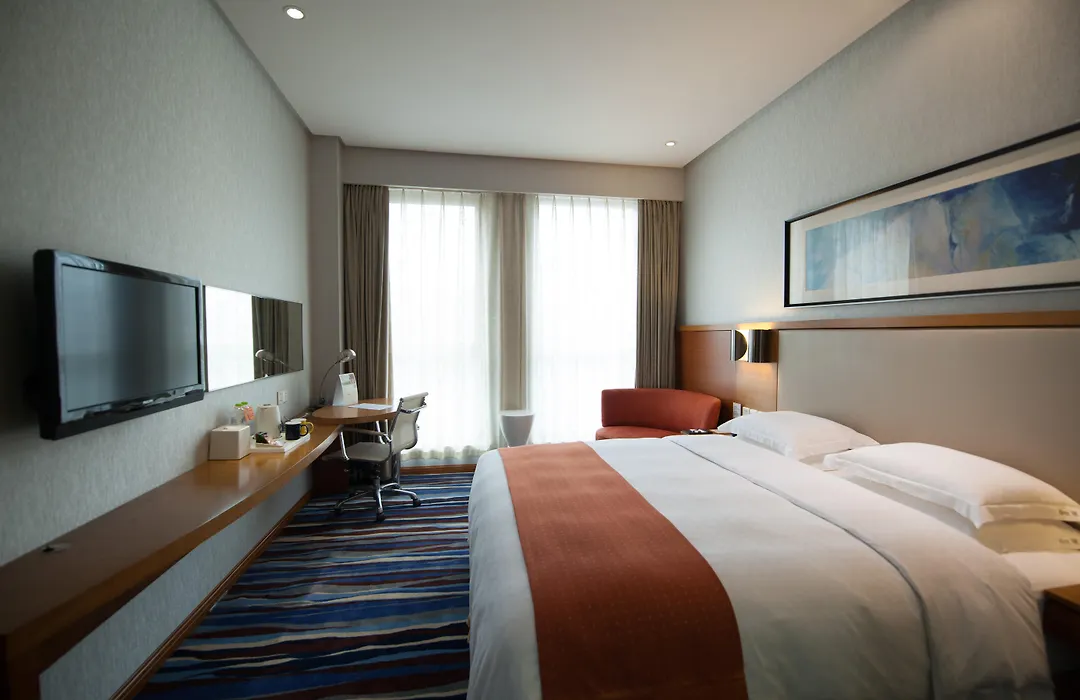 Holiday Inn Express Chongqing Guanyinqiao By Ihg-1