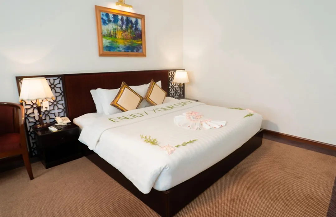 Century Riverside Hotel Hue-1