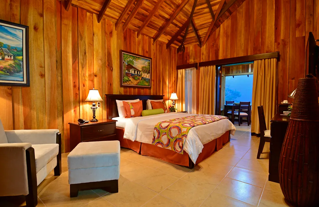 Hotel Lomas Del Volcan-1
