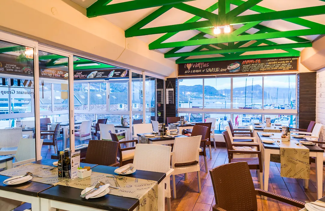 Simon'S Town Quayside Hotel-1