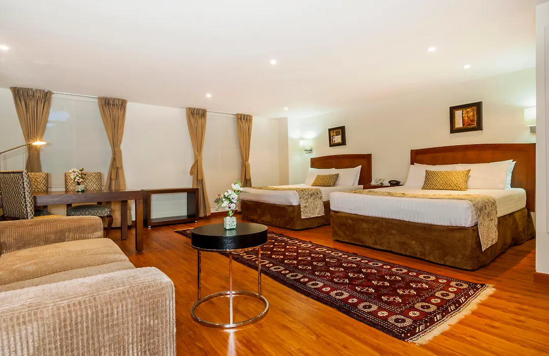 Hotel Porton De La Cabrera-1