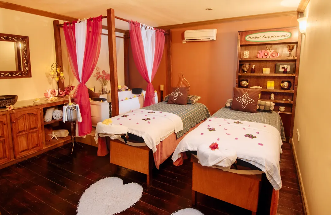 Bay Gardens Beach Resort And Spa-1