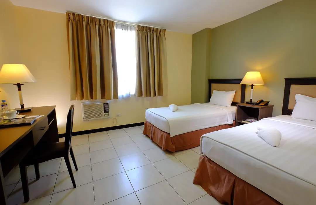Oyo 187 The Maxwell Hotel-1