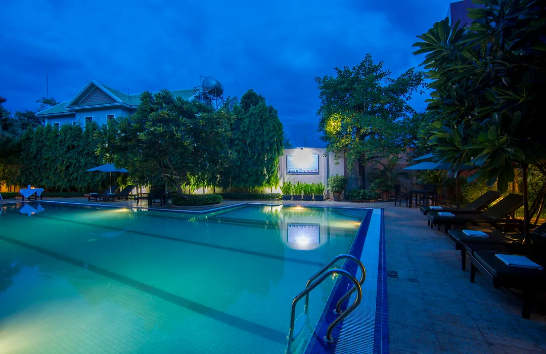 Starry Angkor Hotel-1