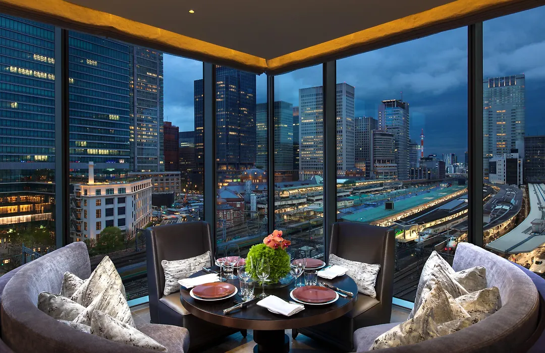 โรงแรม โฟว์ซีซั่น โตเกียว แอท มารุโนอุจิ-1