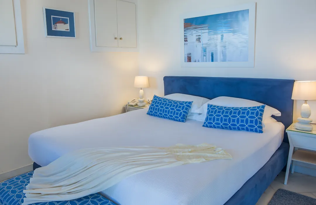 Hotel Adonis-1